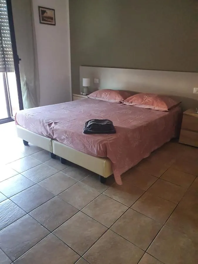 B&B Paolo E Daniela Carbonia Bed & Breakfast